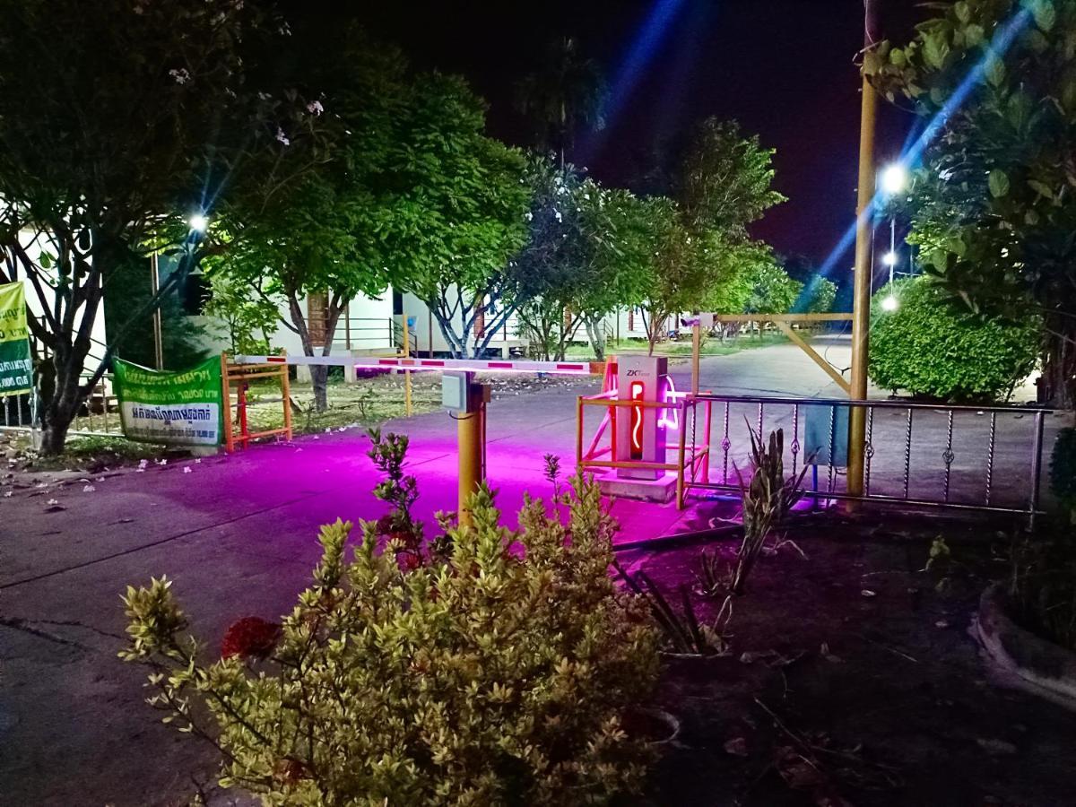 โรงเกลือรีสอร์ท 亚兰 外观 照片